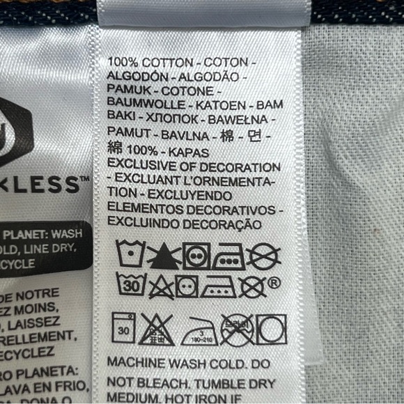 NWOT Levi’s Men’s 501 Original Shrink to Fit Jeans  Button Fly Size 40W X 34L - Picture 8 of 13